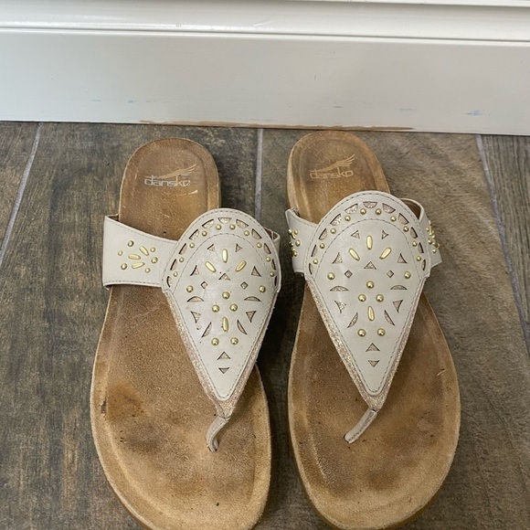 Dansko tan and gold sandals size 41 - Picture 2 of 11